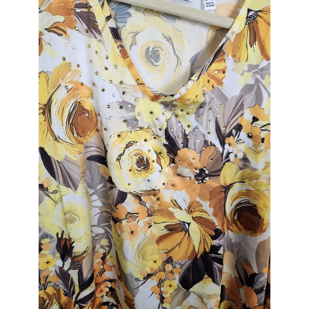 Susan Graver Women's Sz. L Yellow & Grey Floral Poncho V Neck Top - Picture 4 of 8